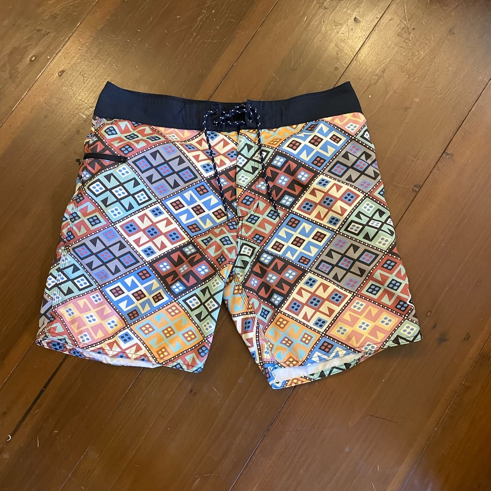 Mens Freedom Artist Board Shorts, Size 36